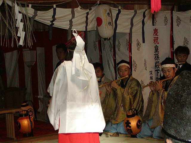 巫女舞神事（大生神社）1大